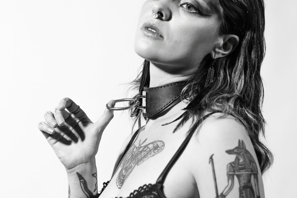 Alexia collar